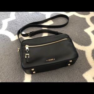 Tumi Voyageur Florence leather Crossbody